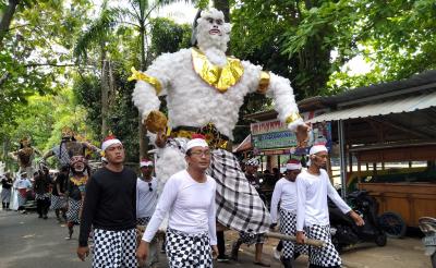 KARNAVAL KELURAHAN PROYONANGGAN SELATAN BATANG