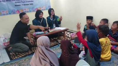 undip-dorong-minat-baca-anak-di-kabupaten-batang