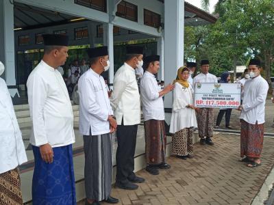 Dukung Kemajuan Santri, Baznas Gelontorkan Beragam Bantuan