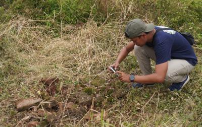 ambil-gambar-runtuhan-situs-candi-bata
