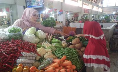 Harga Cabai dan Bawang Merah Merangkak Naik