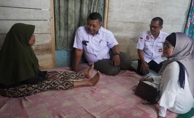 Pj Bupati Batang Berhasil Bujuk Warganya Untuk Operasi Katarak