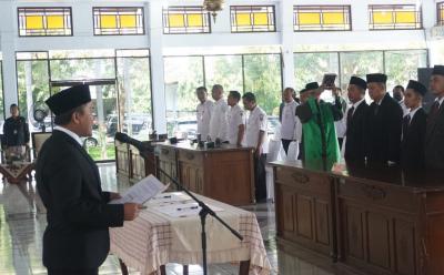 Tahapan Pemilu 2024, KPU Lantik 75 Anggota PPK Kabupaten Batang