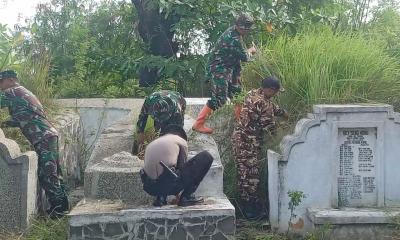 TNI BERSAMA ORMAS BERSIHKAN MAKAM TIONGHOA