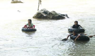 BERMAIN ARUM JERAM 