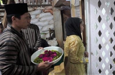 Tradisi Sejarah Batang, Pembukaan Pintu Makam Kiai Hasan Surgi Jatikusumo Dilakukan Setiap Bulan 7 S