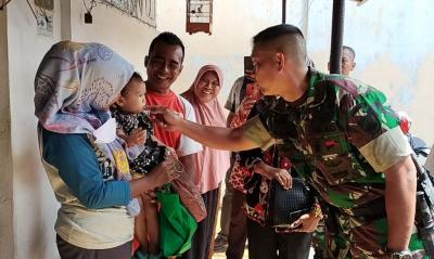 BABINSA BAGIKAN MAKANAN TAMBAHAN