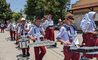 LATIHAN MARCHING BAND