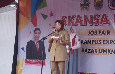 Fasilitasi Pencari Kerja, SMKN 1 Batang Gelar Job Fair