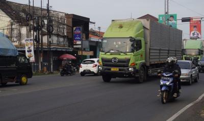 Batang Mulai Lakukan Pembatasan Operasional Truk Mudik Lebaran 2023