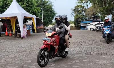 Lepas Penat, Pemudik Padati Rest Area Dishub Batang