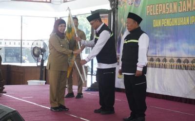 Pj Bupati Batang Berangkatkan 708 Jamaah Haji Ke Tanah Suci