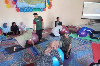 GERAKAN SENAM BOLA IBU HAMIL