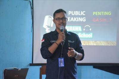 PENTINGNYA PUBLIC SPEAKING