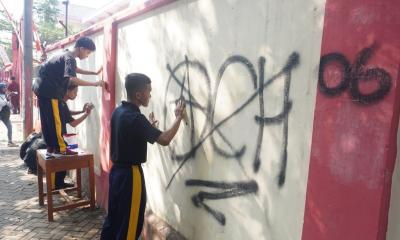 Aksi Penutupan Ulang Vandalisme Oleh Para Pelajar