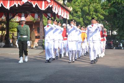 CAPASKA GLADI KENAKAN PDU