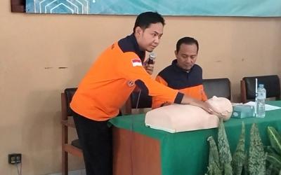 Peralihan Musim, Relawan BPBD Dilatih Tangani Korban Bencana