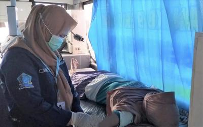 LAYANI KB di PASAR BANDAR