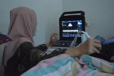 PERIKSA KANDUNGAN IBU HAMIL