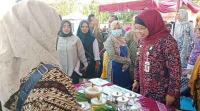  PMB  Gelar Gebyar Ekonomi Kreatif UMKM