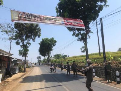 Satpol PP Batang Imbau Baliho Atribut Parpol dan Caleg Untuk Ditertibkan Secara Mandiri