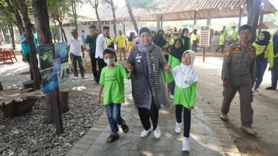 Pj Bupati Batang Ajak Dolan Bareng Anak Thalassemia di Safari Beach Jateng