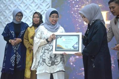 BERIKAN SERTIFIKAT DESAINER