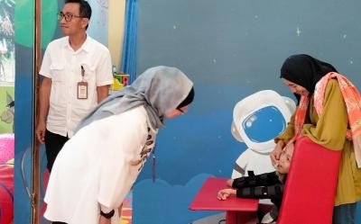 Terapi Khusus Dinsos Batang Dekatkan Layanan Berkebutuhan Khusus