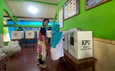 KPPS PAKAI DASTER DI TPS