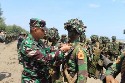 386 Taruna Akmil Terima Brevet Pramuka Yudha