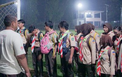 Jelang Kenaikan Tingkat, Pelajar Napak Tilas Malam