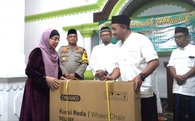 berikan-bantuan-kursi-roda