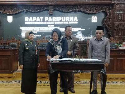 Mantapkan Langkah Hukum, Tetapkan Tujuh Raperda Baru