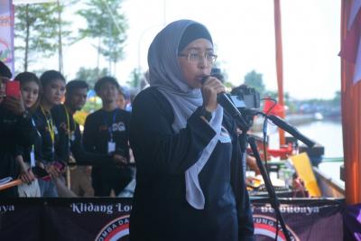 tradisi-lomba-dayung