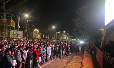 Puluhan Ribu Masyarakat Meriahkan Nobar di Batang