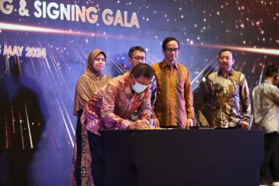 Mandiri, BSI dan Locarasa Jadi Pionir Komersial Pertama Masuk KIT Batang