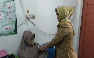 Siapkan Kehamilan Sehat, Puskesmas Pantau Ukuran Lila Catin