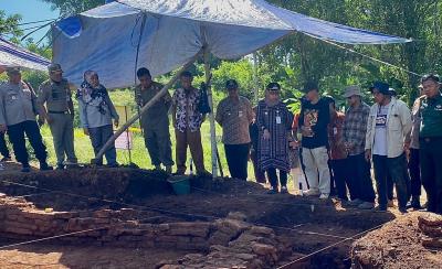 Tinjau Ekskavasi Candi, Pj Bupati Batang Dukung Untuk Dijadikan Situs Cagar Budaya