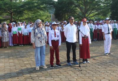 Wali Murid Hadiri MPLS, Simbol Kepercayaan terhadap Spendu