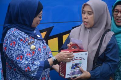 berikan-uang-transport