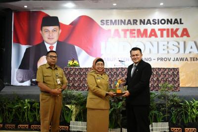 Hadiri Seminar Matematika, Pj Bupati Batang Ingin Kemampuan Numerasi Pelajar Meningkat