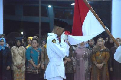 PASKIBRAKA BATANG UCAPKAN IKRAR