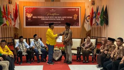 Hari Ketiga, KPU Batang Terima Berkas Paslon Faiz-Suyono