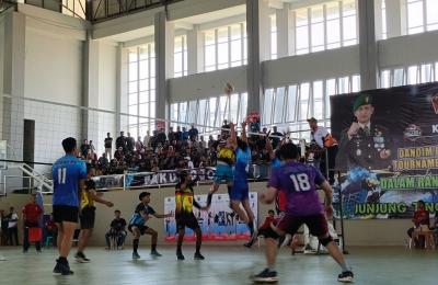 15 Tim Meriahkan Turnamen Voli Dandim Cup