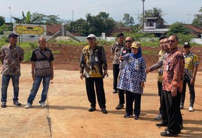 Pembangunan Pagar dan Gerbang Islamic Center Batang Capai 75 Persen