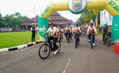 Ngontel Bersama, Bupati dan Wakil Bupati Gaungkan Gaya Hidup Sehat