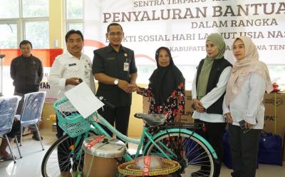 Pemkab Batang Salurkan Bantuan Atensi Dari Sentra Terpadu Kartini Temanggung