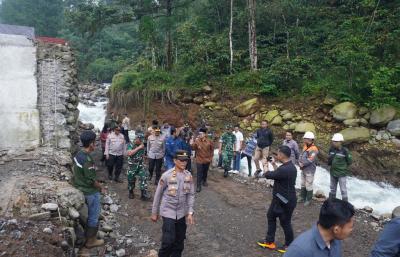 Tinjau PLTM Kambangan, Bupati Batang Dukung Tumbuhnya Energi Berkelanjutan