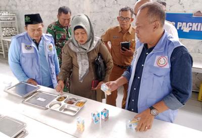 DPRD BATANG TINJAU DAPUR MBG