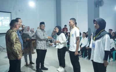 260-orang-siap-kerja-bupati-batang-tutup-program-daker-tahap-1